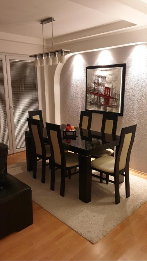 Brand New Apt In City Center Manastır Dış mekan fotoğraf